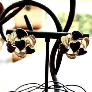 🌟 SALE $25 🌟 Vintage Rare Cluster Glitter Enamel Gold Hearts Pierced Earrings